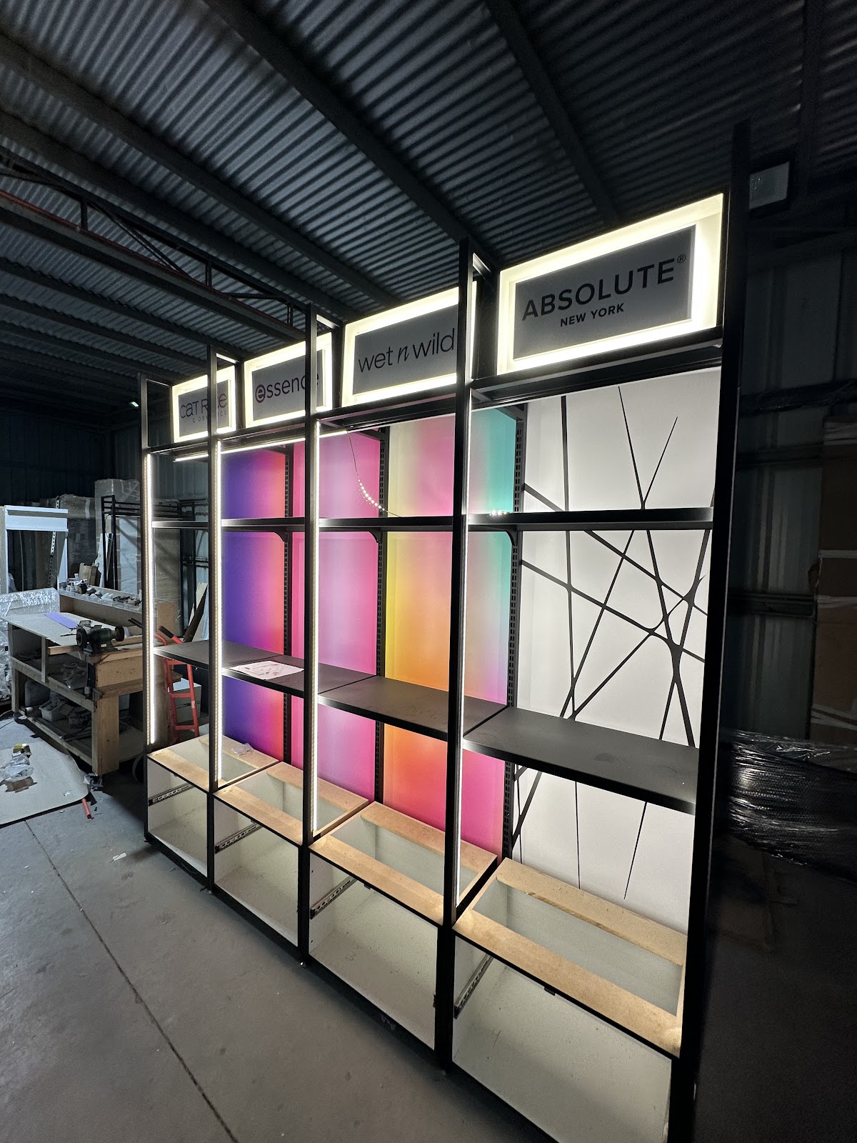 Mueble metálico fabricado por Idelab